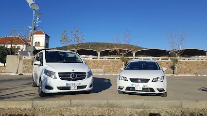 Taxi Luis RodríGuez en Higuera de la Sierra