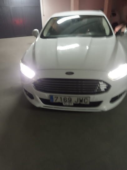 Taxi En Rus (Diego) en Baños de la Encina