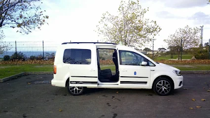 Taxi Adaptado CoruñA - Pablo Garcia en Cambre