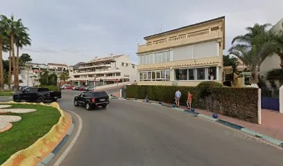Parada De Taxi Puerto en Benalmádena