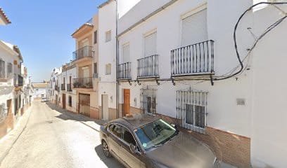 Manuel Cardenas Taxi Paulino en Villanueva de San Juan