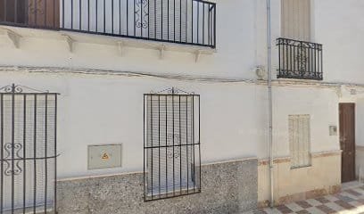 Taxi El Pulio 9 Plazas Pmr Y 7 Plazas TambiéN En Aguadulce en Pedrera